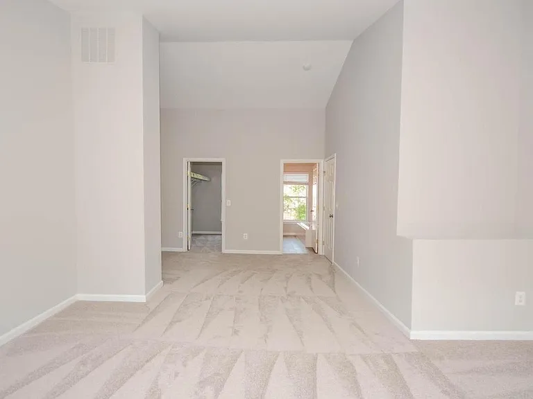 21113 Footstep Ter — Photo 14