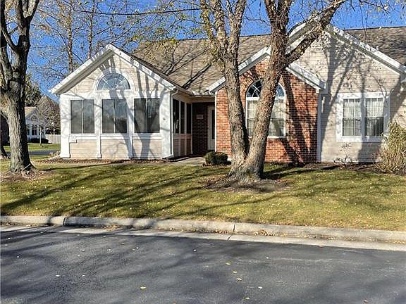 3rd image of 158 Summerfield Blvd