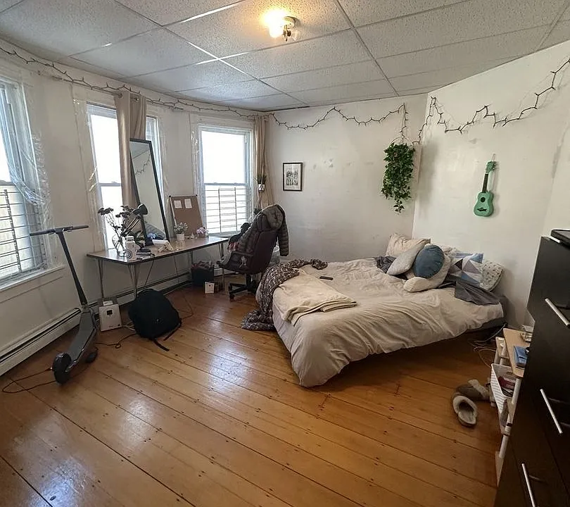 50 Fisher Ave #1