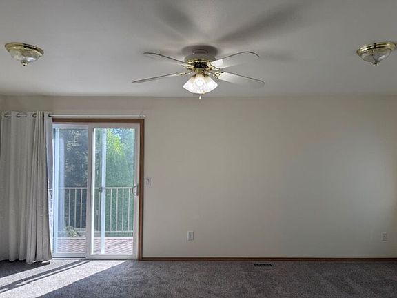 5th image of 5413 138th St NE #B