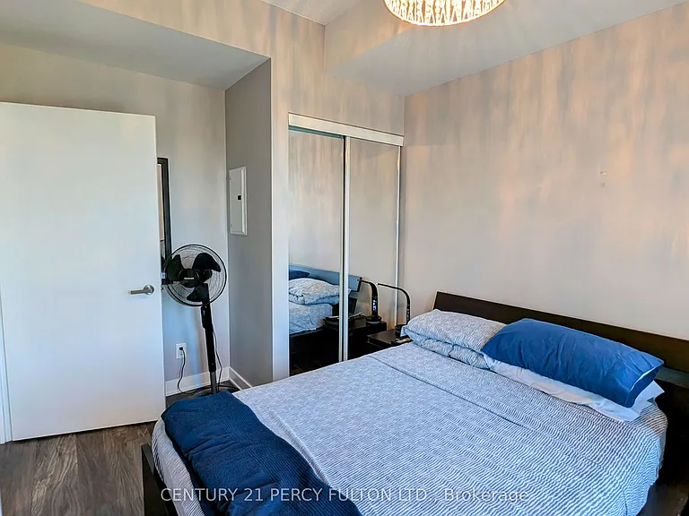 170 Sumach St #723 — Photo 8