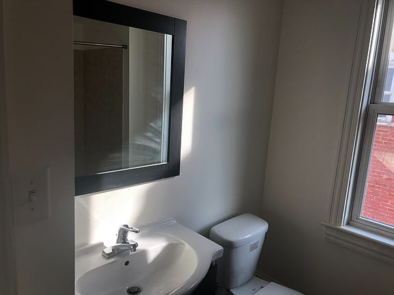5th image of 46 E Main St #5