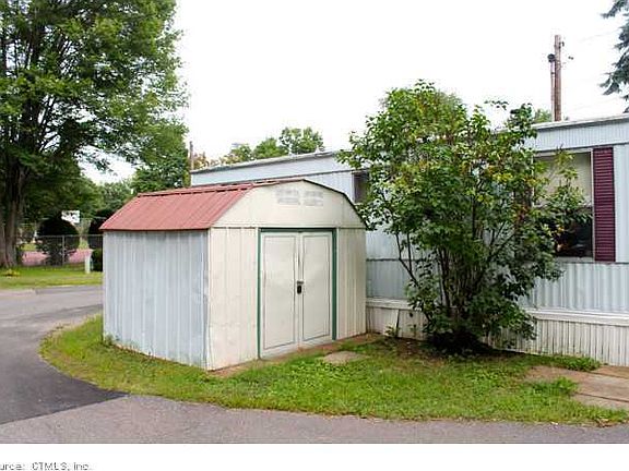 5th image of 68 Cooke St Trailer 10