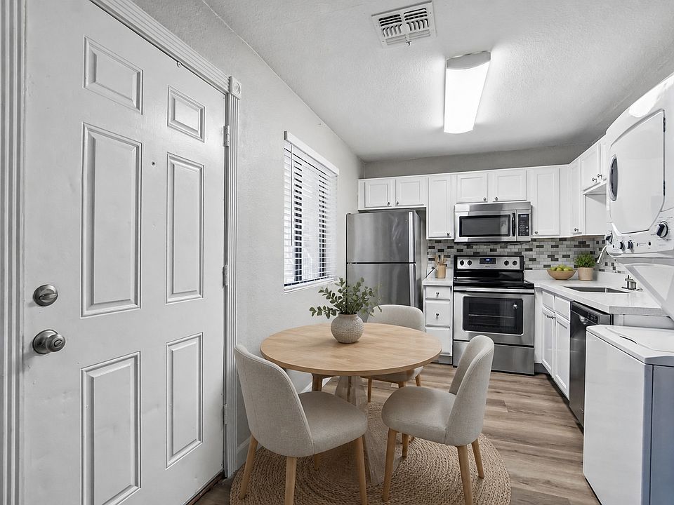 1st image of 1920 E Hayden Ln APT 207