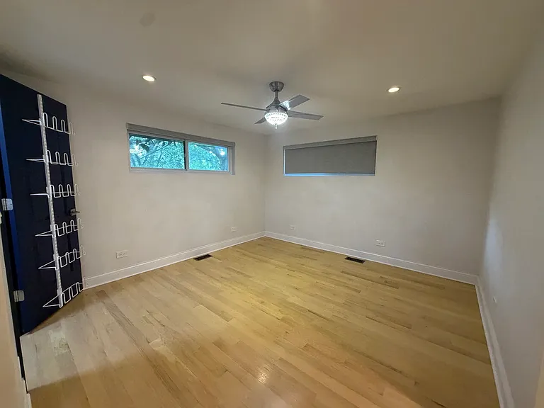 4532 Pershing Ave — Photo 13