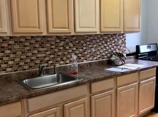 7031 71st St, Glendale, NY 11385