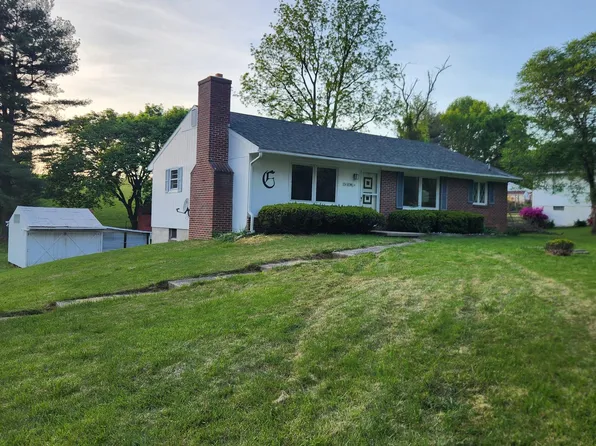 2034 Green Mill Rd, Finksburg, MD 21048