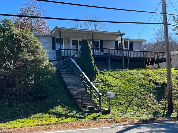 1333 Country Club Rd, Elkins, WV 26241