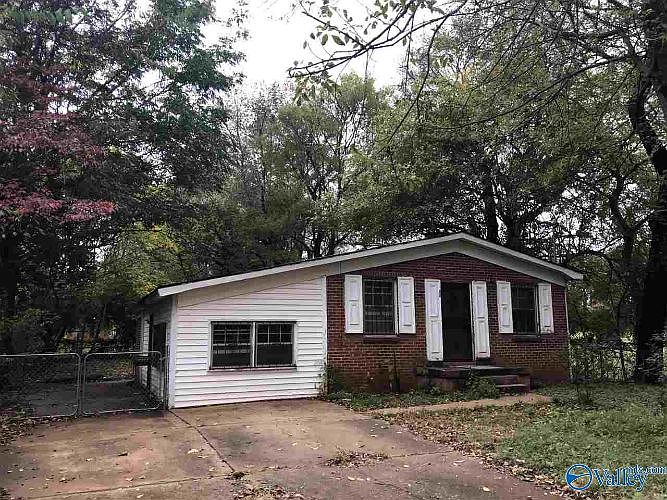 1st image of 1807 Niblick Ave NW