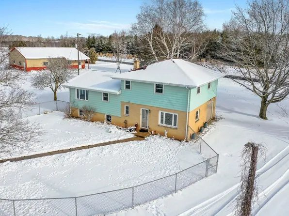 6804 Fetzer ROAD, Manitowoc, WI 54220