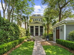 127 Ionsborough St, Mount Pleasant, SC 29464