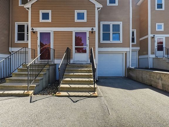 2nd image of 84 Camelot Dr #84