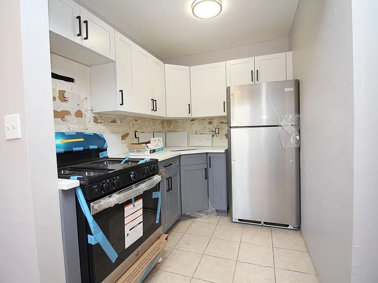 51 Covert St #3 — Photo 8