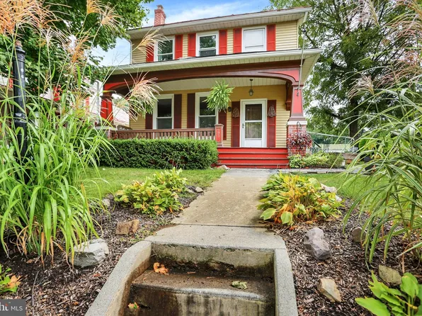 9951 Jonestown Rd, Grantville, PA 17028