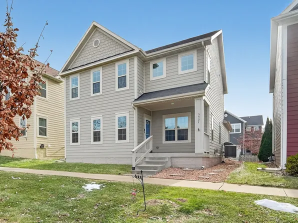 5537 Flagstone Way, West Des Moines, IA 50266