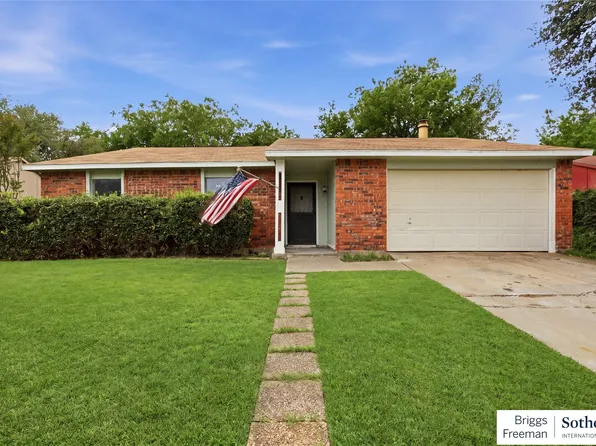 5733 Maiden Ln, Fort Worth, TX 76131