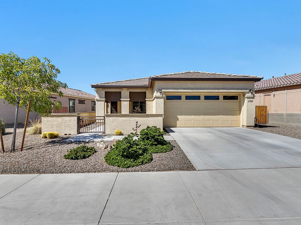 1st image of 17940 W Silver Fox Way