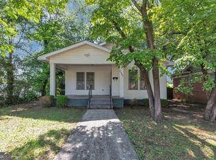 2988 E Point St, East Pt, GA 30344