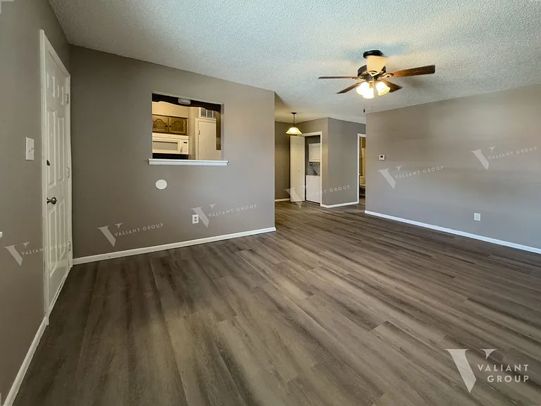 2153 E Cherry St — Photo 9