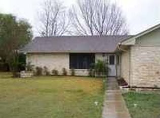 1301 Chisholm Trl, Salado, TX 76571