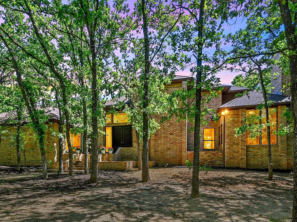 1st image of 7708 Meadowbrook Dr
