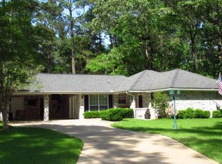 98 Red Bud Rd, Trinity, TX 75862