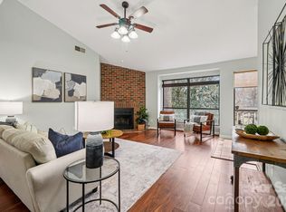 1606 Sharon Rd W APT 40, Charlotte, NC 28210