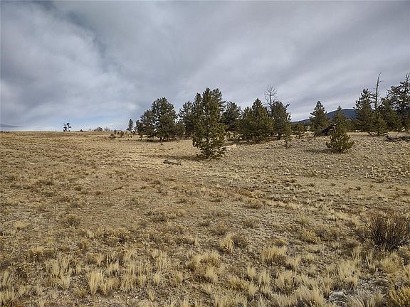 5th image of 829 Grand Teton Dr
