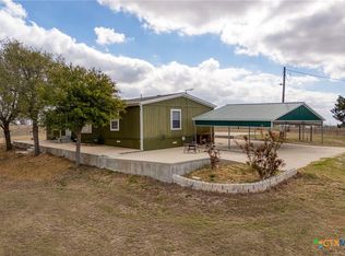 250 Rocky Rd, Lockhart, TX 78644