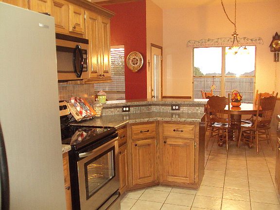 5th image of 2820 SE 97th St