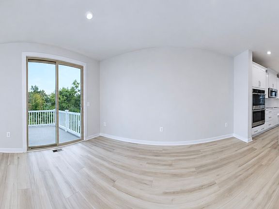2nd image of 14153 Slate St