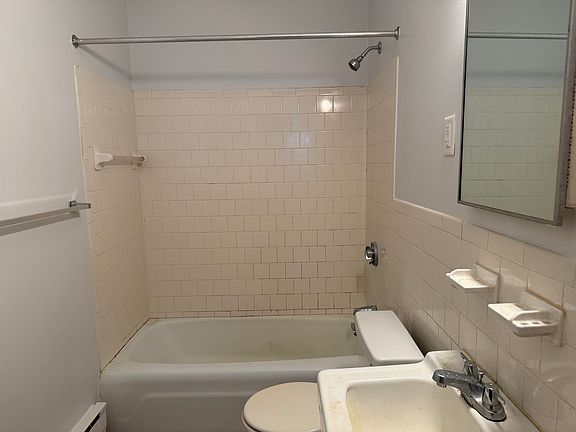 4th image of 108 Broadway APT 5