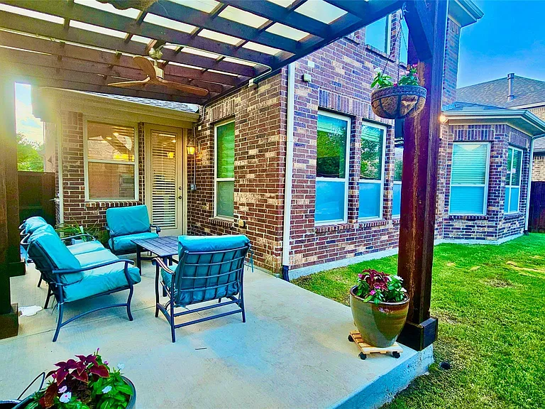 7324 Clementine Dr — Photo 38