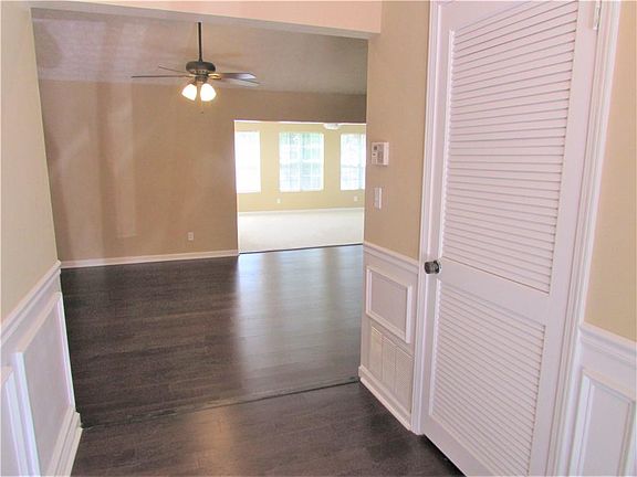 2nd image of 6983 Timbers East Ln