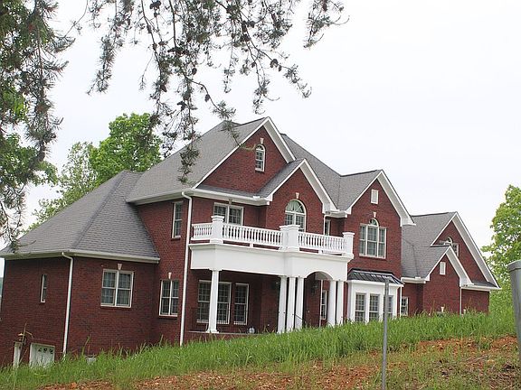2nd image of 117 Shiloh Way N