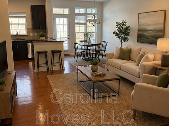 5th image of 405 Christiane Way