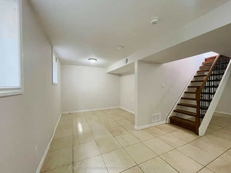 26 Angus Dr #BASEMENT — Photo 5