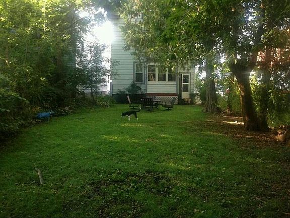 3rd image of 262 Delaware Ave #1