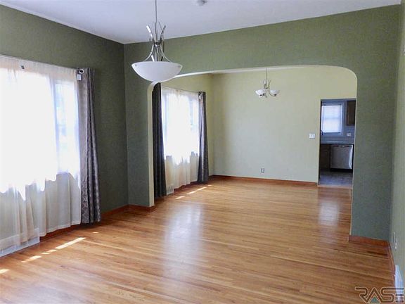 5th image of 1737 S 7th Ave