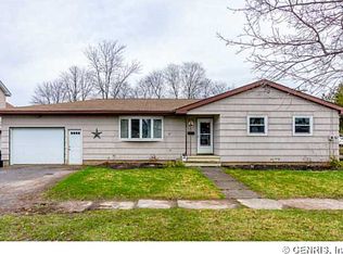 27 S Wayne St, Phelps, NY 14532