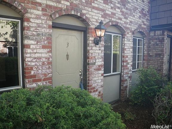 2nd image of 1986 Benita Dr Unit 3