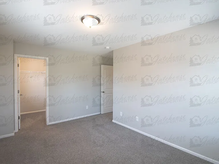 10294 E 59th Ave — Photo 40