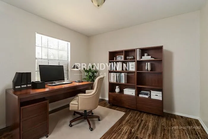 802 Edgemont Dr — Photo 17