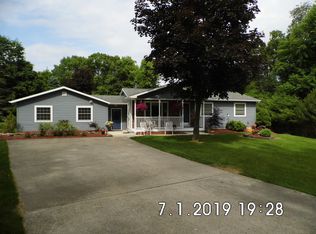 2605 Big Buck Ln, Lapeer, MI 48446