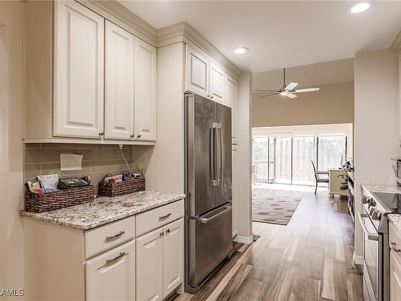3rd image of 4726 S Landings Dr