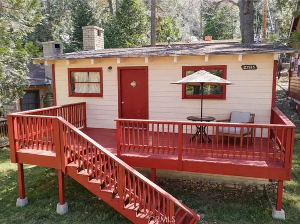23915 Wildwood Ln, Crestline, CA 92325
