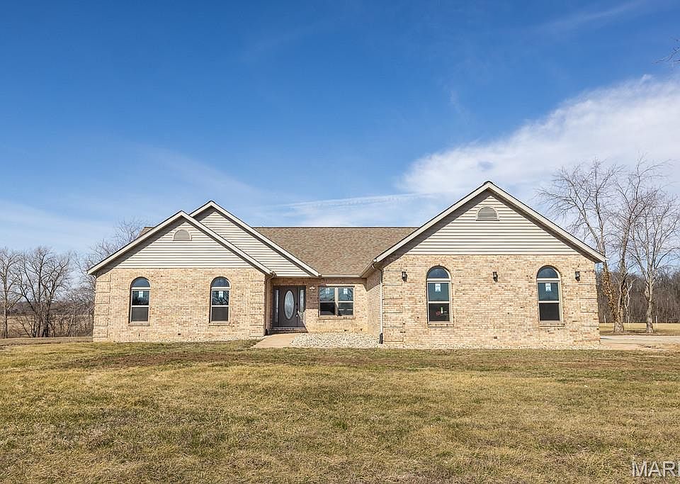 1st image of 13025 Deer Run Rd