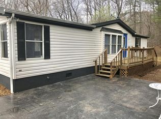 133 Oakwood Dr, Boones Mill, VA 24065