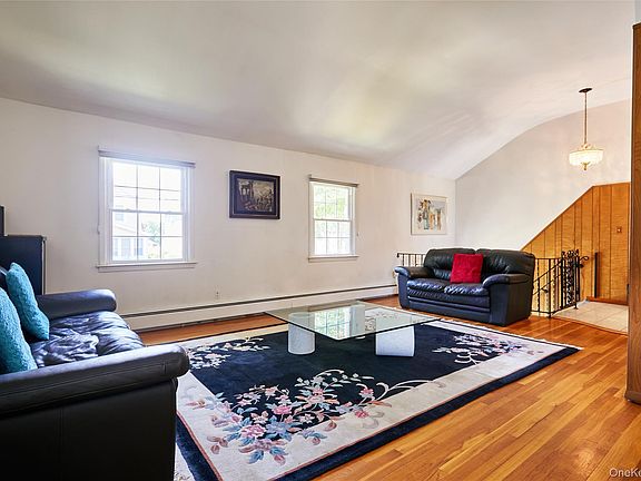 2nd image of 33 N Tyson Avenue