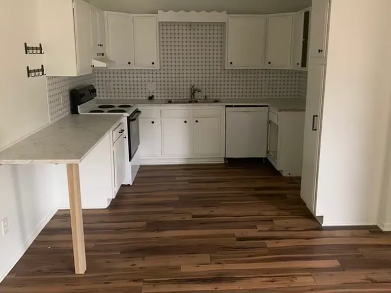 3424 S Hudson Ave — Photo 6